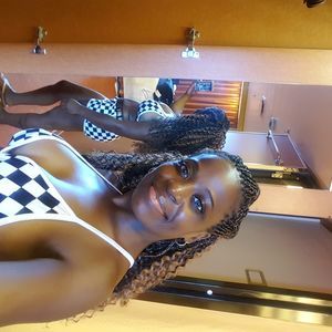 Meet your Posher, Angela